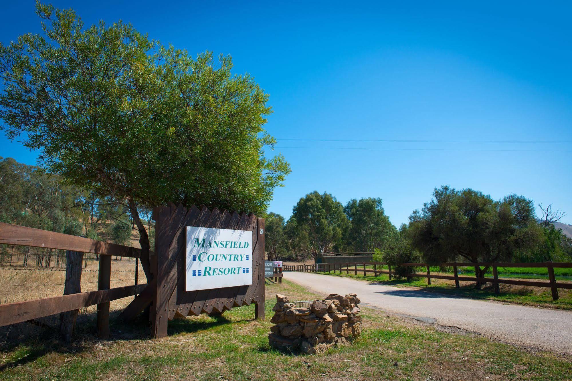 Country Resort 3*